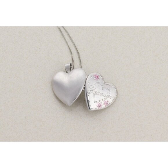 Sterling Silver Grandma Heart Locket Necklace 18" Chain - Picture 10 of 10